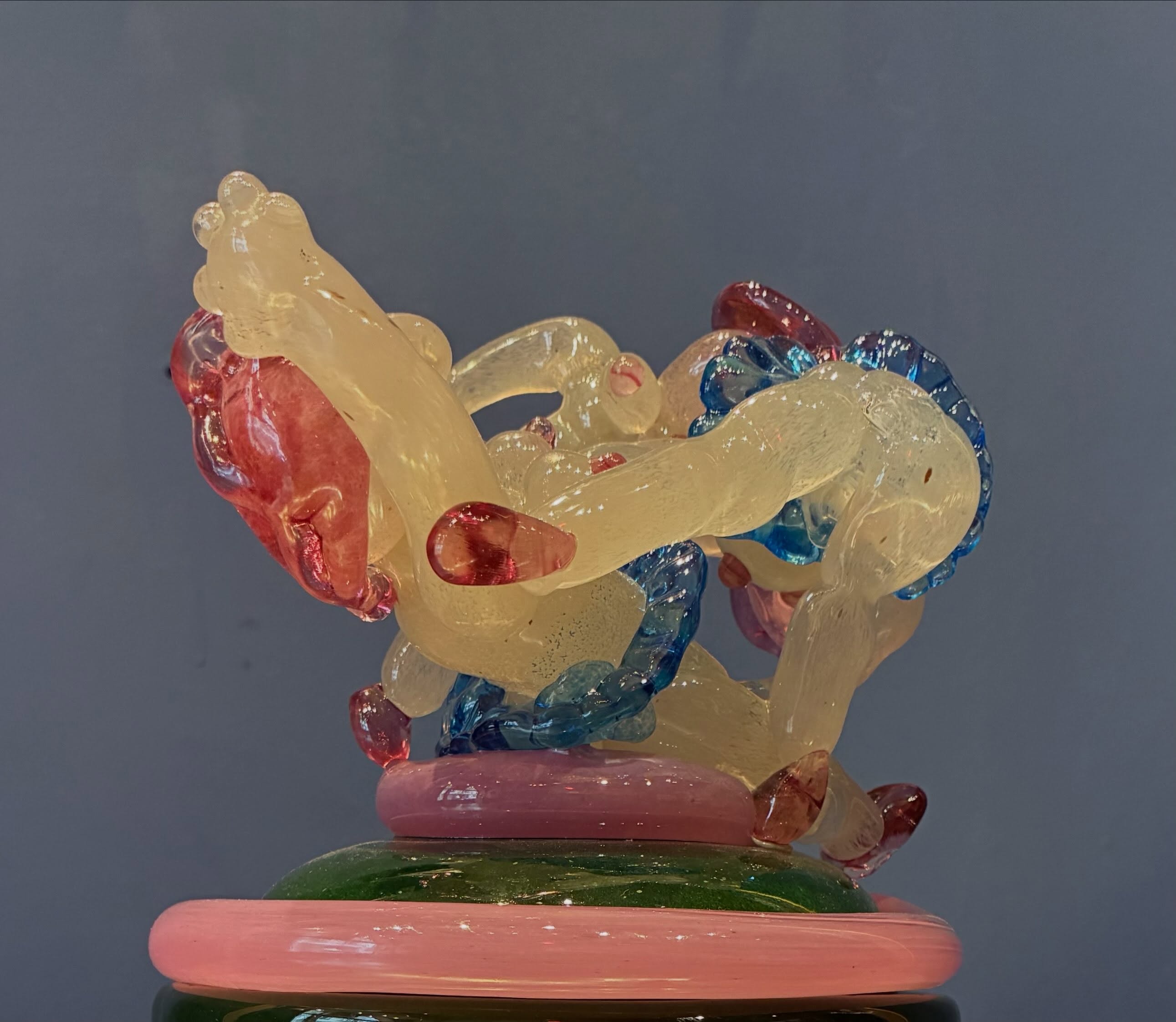 Ronde de nuit, boîte à bijoux en verre soufflé de Bernard Heesen